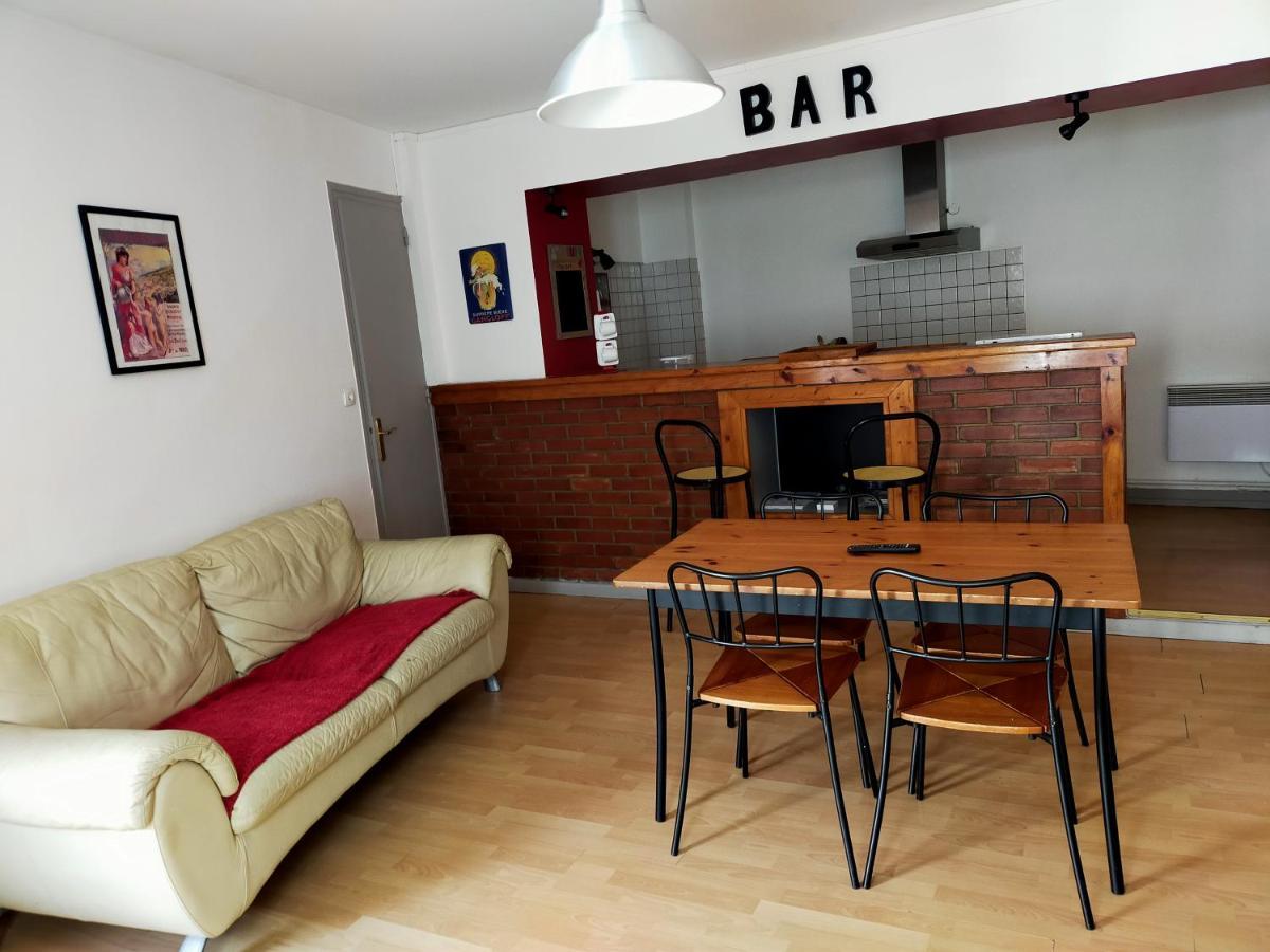 Agreable Appartement De 48 M² En Rdc Ла-Бурбуль Экстерьер фото